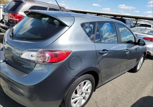 2013 Mazda Mazda3 i Touring