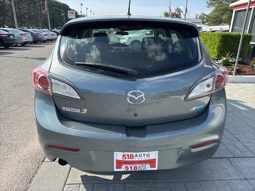 2013 Mazda Mazda3 i Touring