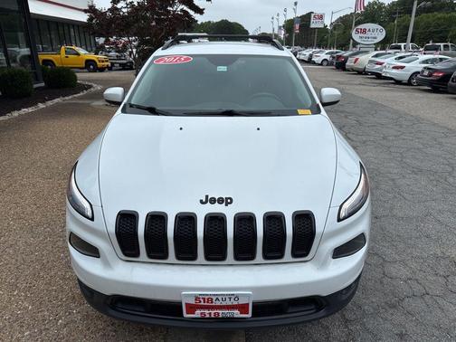 Bright White Clearcoat 2015 Jeep Cherokee Latitude