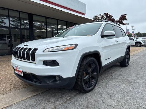 Bright White Clearcoat 2015 Jeep Cherokee Latitude