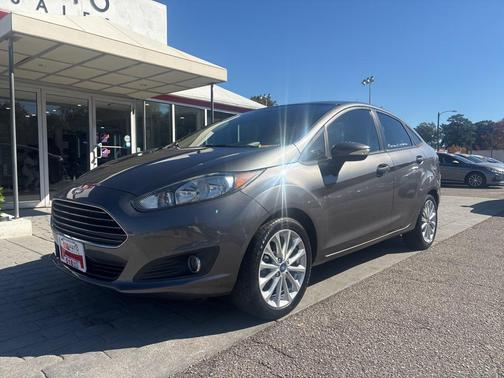 2014 Ford Fiesta SE