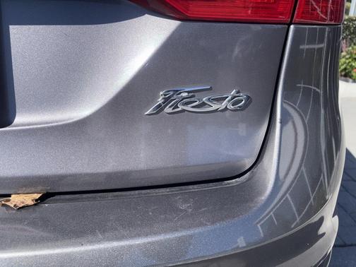 2014 Ford Fiesta SE