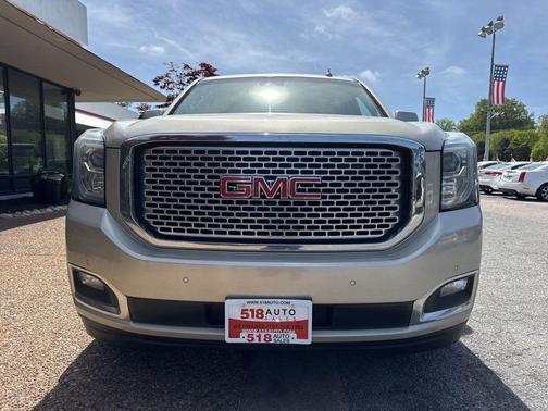 Sparkling Silver Metallic 2017 GMC Yukon Denali