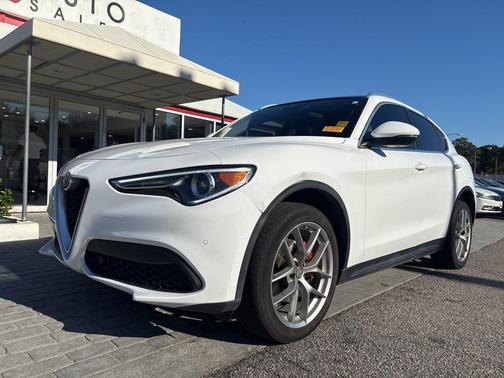 2018 Alfa Romeo Stelvio Ti