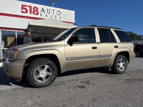 2004 Chevrolet Trailblazer LS