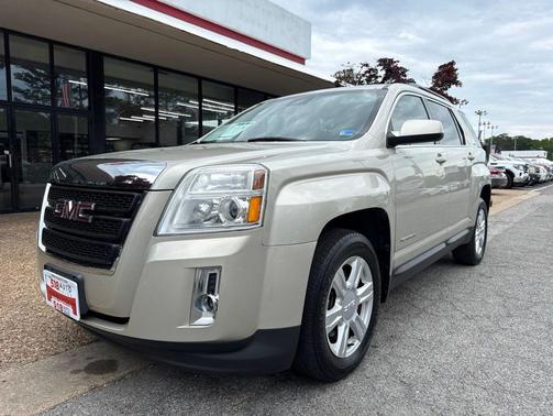 Champagne Silver Metallic 2015 GMC Terrain SLE-2