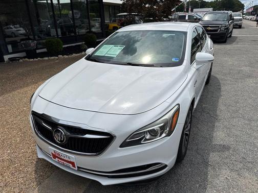 White Frost Tricoat 2017 Buick LaCrosse Preferred