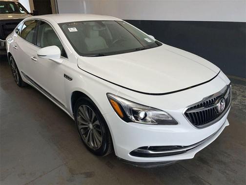 Summit White 2017 Buick LaCrosse Preferred