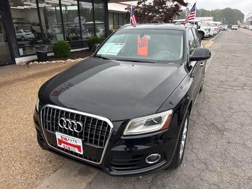 Mythos Black Metallic 2016 Audi Q5 2.0T Premium Plus