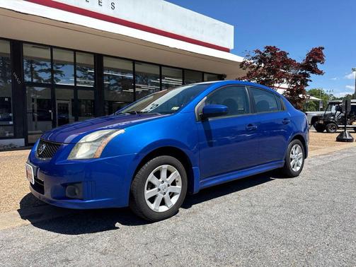 Blue Metallic 2011 Nissan Sentra 2.0 SR