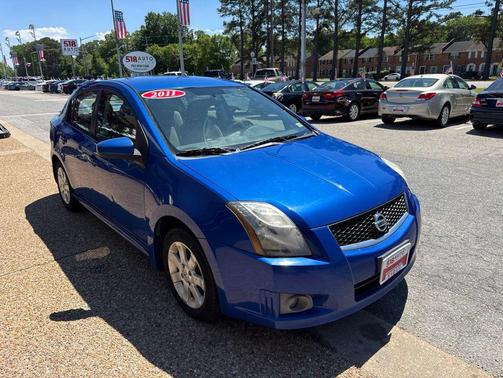 Blue Metallic 2011 Nissan Sentra 2.0 SR