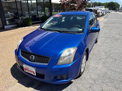 Blue Metallic 2011 Nissan Sentra 2.0 SR