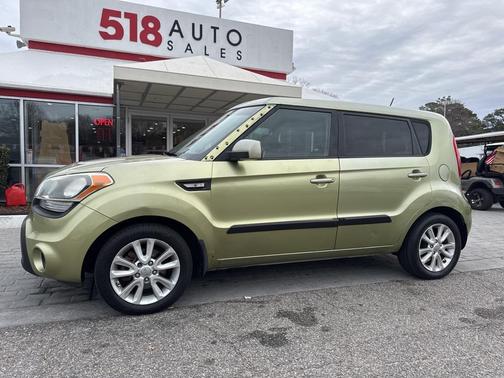 2013 Kia Soul Base