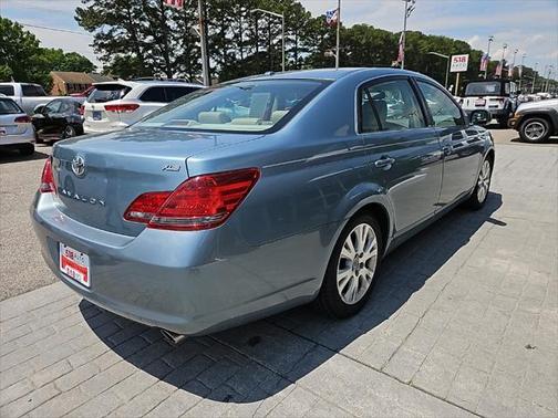 2009 Toyota Avalon XLS