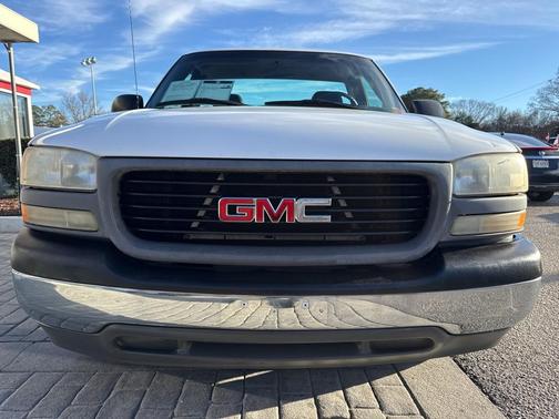 2002 GMC Sierra 1500 Base