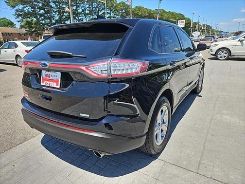 2017 Ford Edge SE