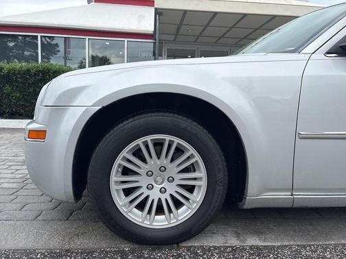 2009 Chrysler 300 Touring