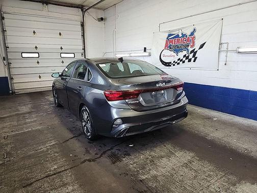 Gravity Gray 2022 Kia Forte LXS