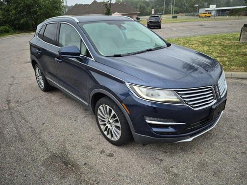 Midnight Sapphire Blue Metallic 2017 Lincoln MKC Reserve