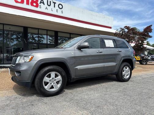 Mineral Gray Metallic Clearcoat 2013 Jeep Grand Cherokee Laredo