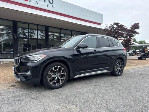 Black Sapphire Metallic 2021 BMW X1 xDrive28i