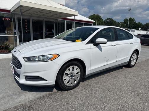 2014 Ford Fusion S