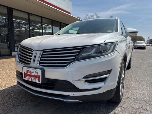 White Platinum Clearcoat Metallic 2016 Lincoln MKC Reserve