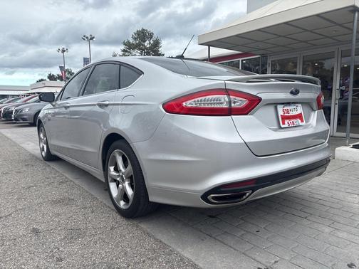 2015 Ford Fusion SE