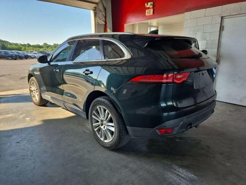 2018 Jaguar F-PACE 25t Prestige
