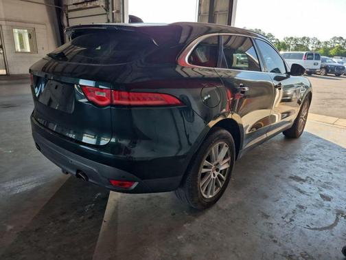 2018 Jaguar F-PACE 25t Prestige