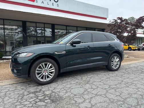 British Racing Green Metallic 2018 Jaguar F-PACE 25t Prestige