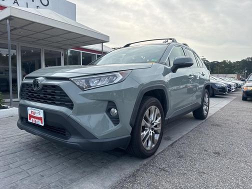 2021 Toyota RAV4 XLE Premium