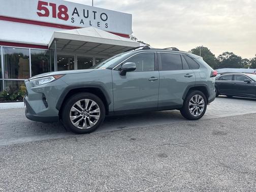 2021 Toyota RAV4 XLE Premium