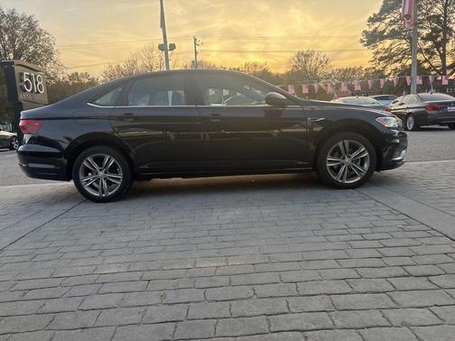 2019 Volkswagen Jetta 1.4T R-Line