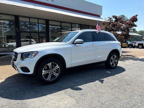 designo Diamond White Metallic 2019 Mercedes-Benz GLC 300 Base