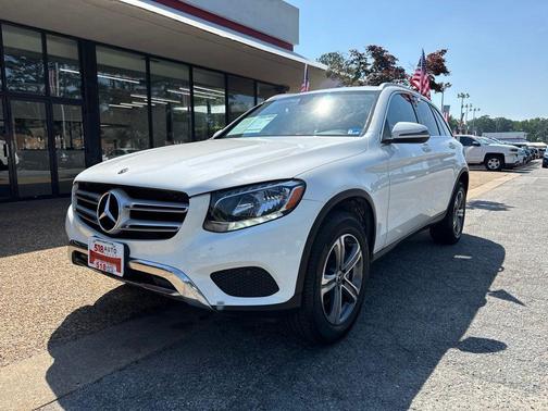 designo Diamond White Metallic 2019 Mercedes-Benz GLC 300 Base