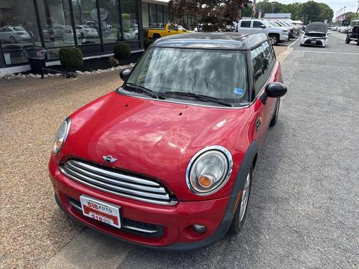 Chili Red 2013 MINI Clubman Cooper