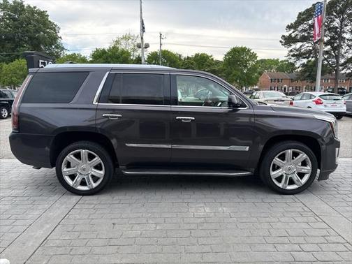 2015 Cadillac Escalade Luxury