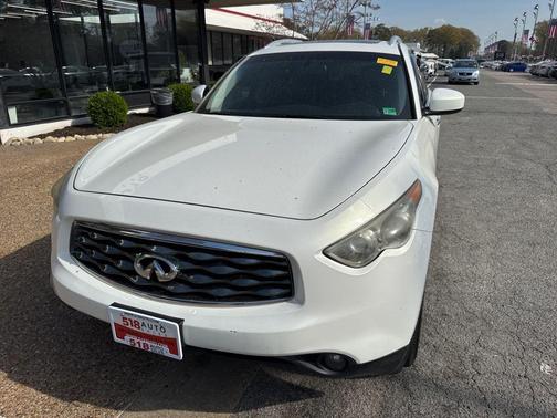 2010 INFINITI FX35 Base