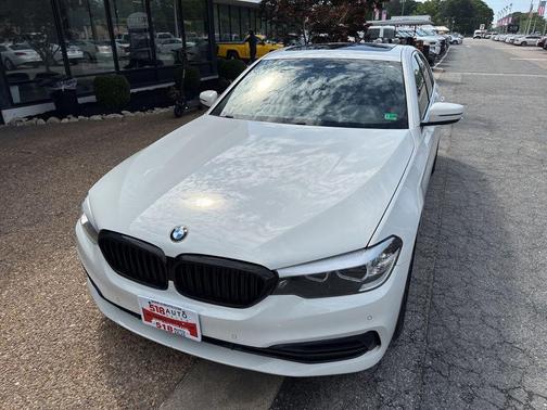 Alpine White 2019 BMW 530 xDrive