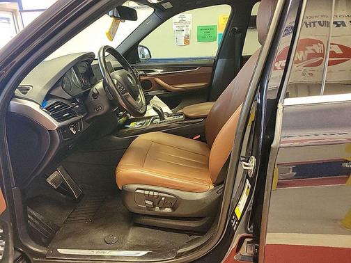 Imperial Blue Metallic 2018 BMW X5 xDrive35i