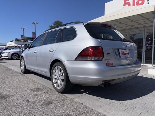 2014 Volkswagen Jetta SportWagen DSG TDI w/Sunroof & Nav