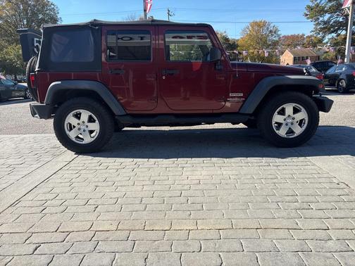 2010 Jeep Wrangler Unlimited Sport