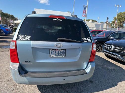 2006 Kia Sedona LX