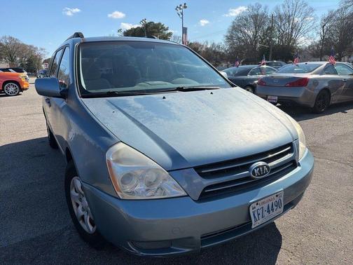 2006 Kia Sedona LX
