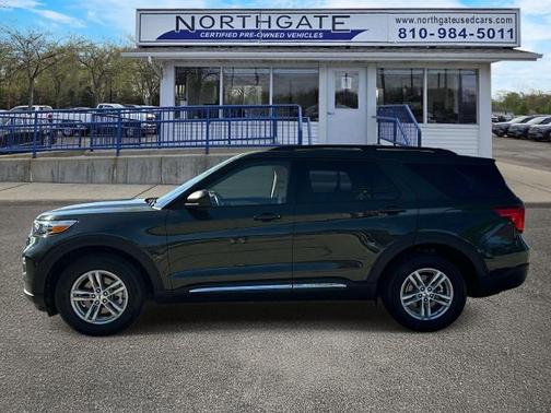 FORGED GREEN METALLIC 2024 Ford Explorer XLT