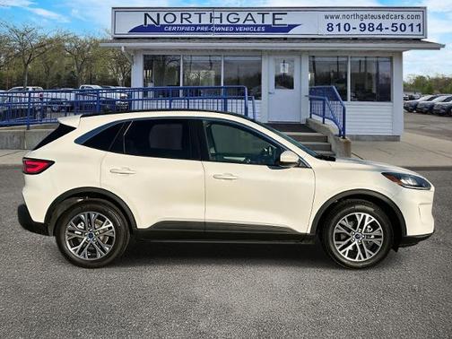 2022 Ford Escape SEL