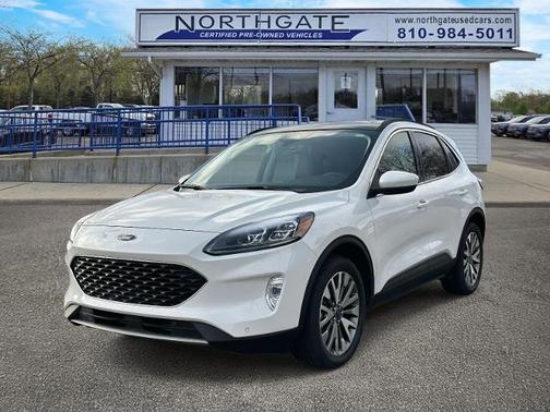 2022 Ford Escape TITANIUM