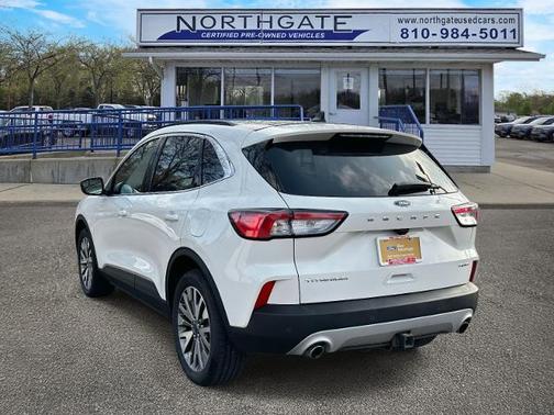 2022 Ford Escape TITANIUM