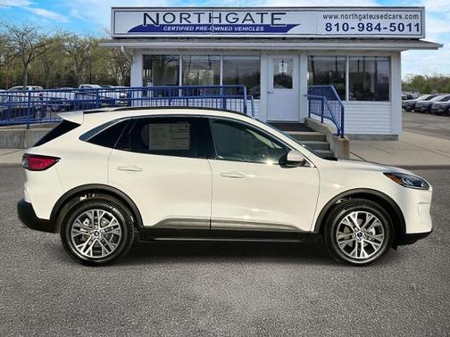 2022 Ford Escape SEL